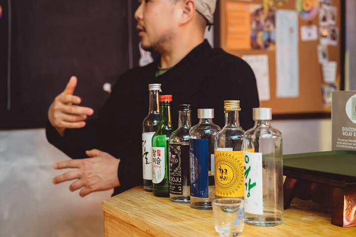 Explanation and your questions answered by Korean Traditional alcohol sommelier Joe Kim.